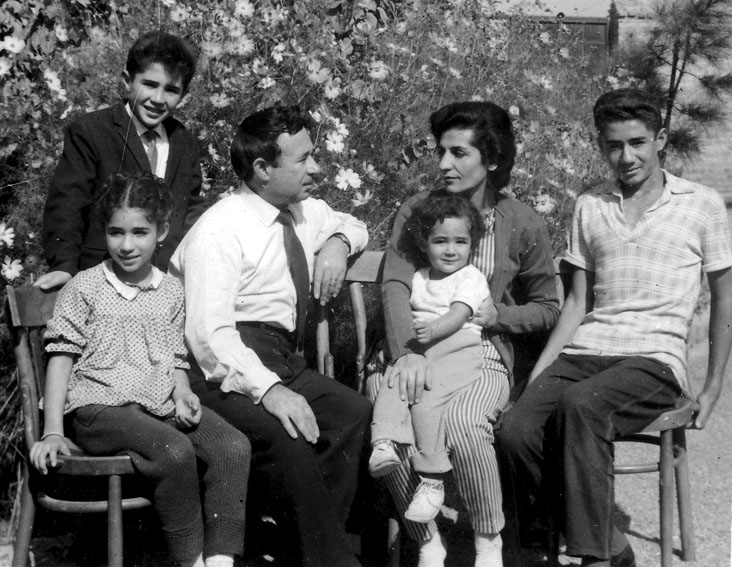 1340-41_(A-Petgar)'s_Family